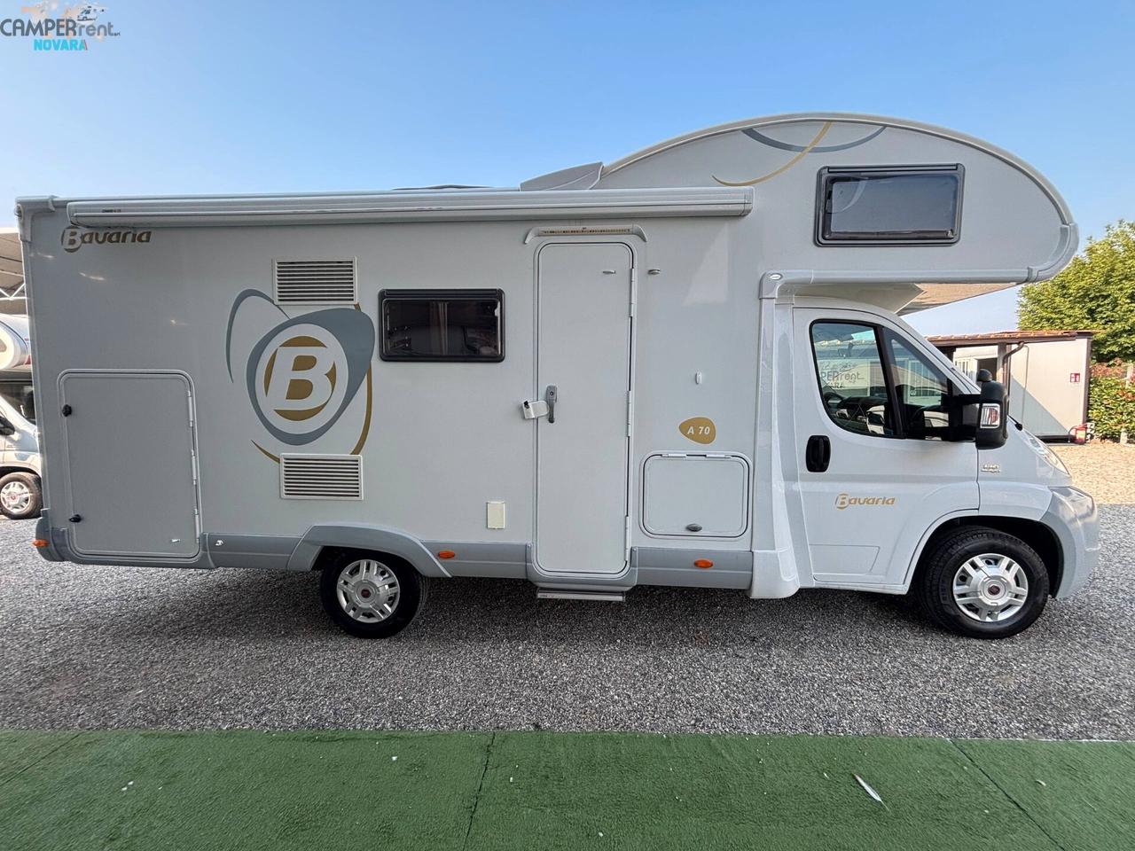 PILOTE BAVARIA A 70 - mansardato con letto matrimoniale in coda e garage
