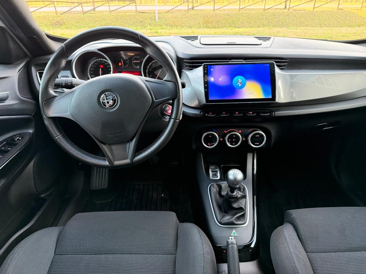 Alfa Romeo Giulietta 1.4 Turbo Full Optional Neopatentati