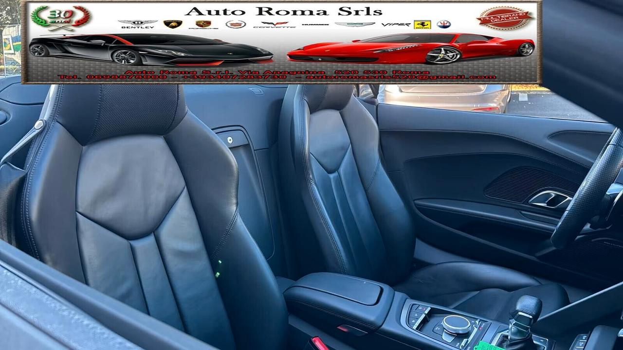 Audi R8 Spyder V10 RWD S tronic performance