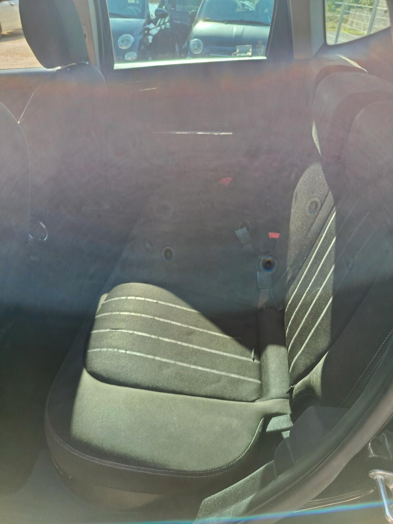 Lancia Delta 1.6 MJT DPF Gold