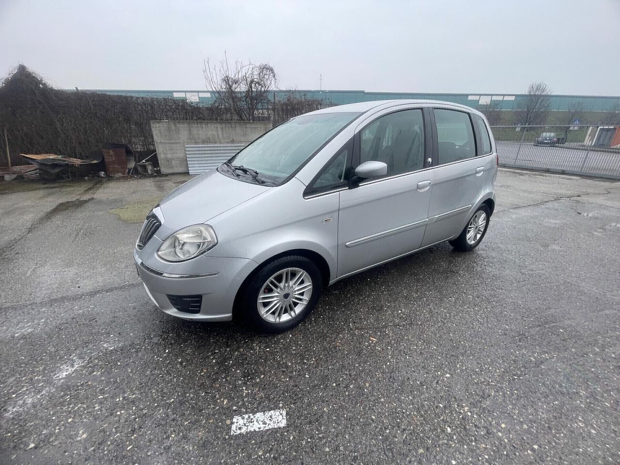 Lancia MUSA 1.4 Argento Ecochic GPL