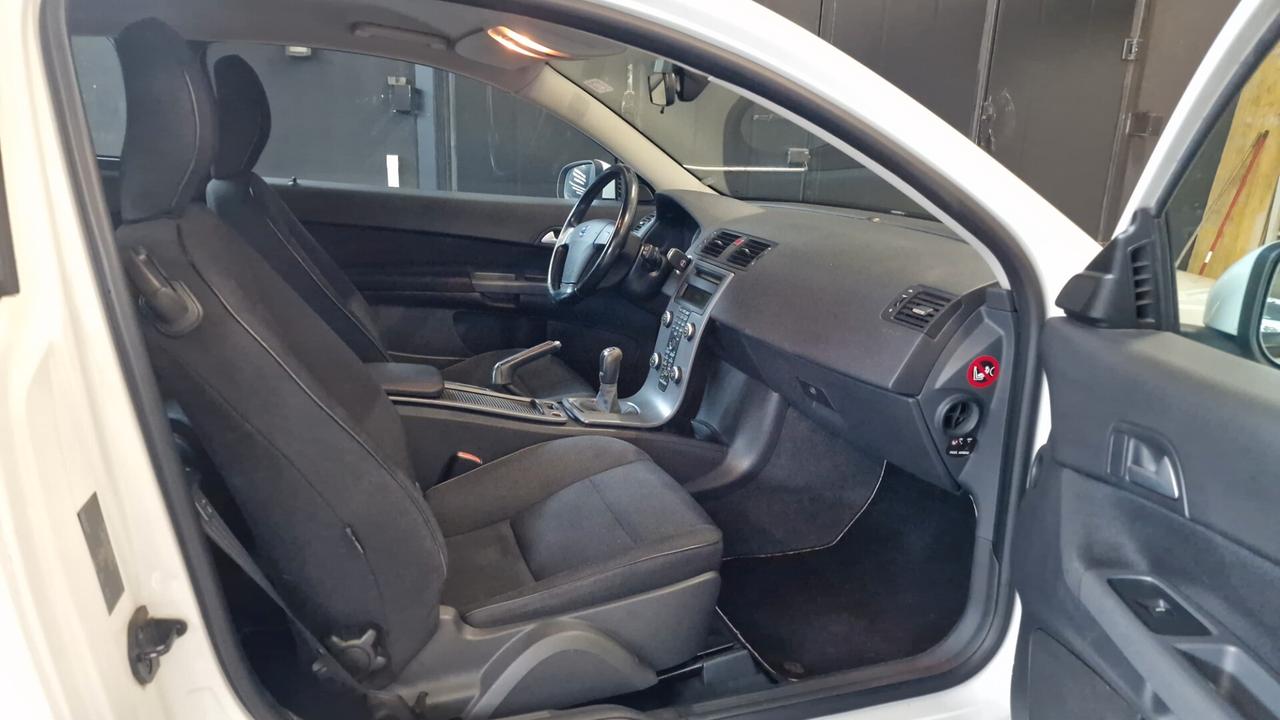 Volvo C30 1.6 D DRIVE SUMMUM