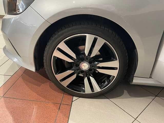 Mercedes-Benz A 180 A 180 d Automatic Sport