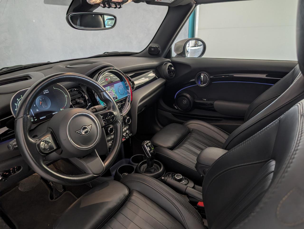 Mini Cooper Cabrio 1.5 Cooper Premium Plus