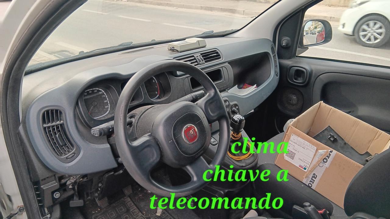 Fiat Panda incidentata sinistrata mondialcars 019