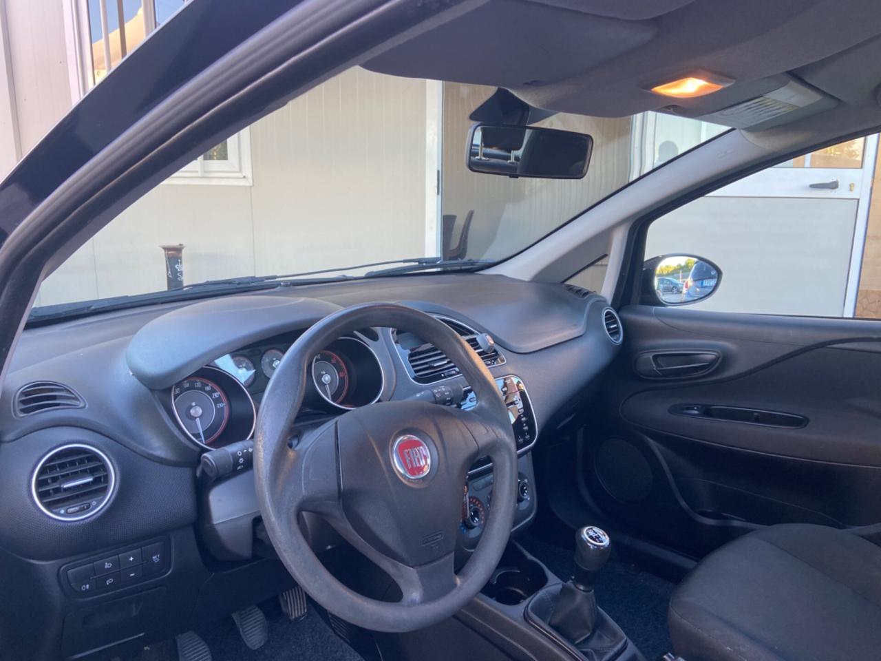 Fiat Punto 1.3 MJT II S&S 95 CV 2017 Street garanzia12