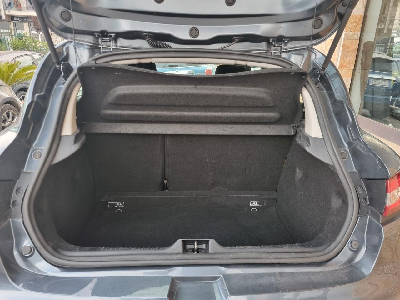 Renault Clio dCi 8V 90 CV 5 porte Moschino Intens