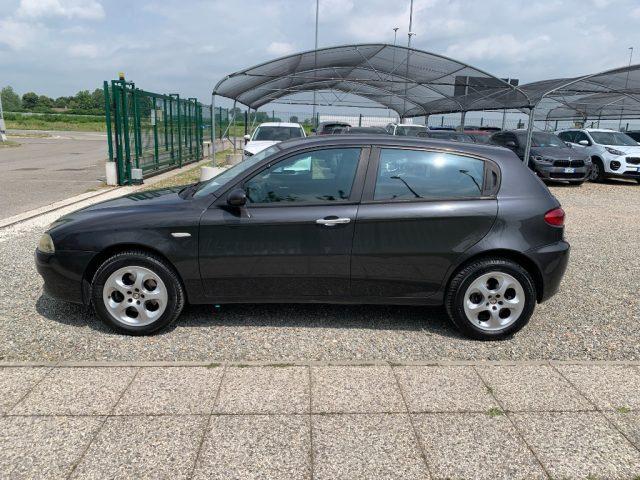 ALFA ROMEO 147 1.9 JTD (120) 5 porte Murphy&Nye
