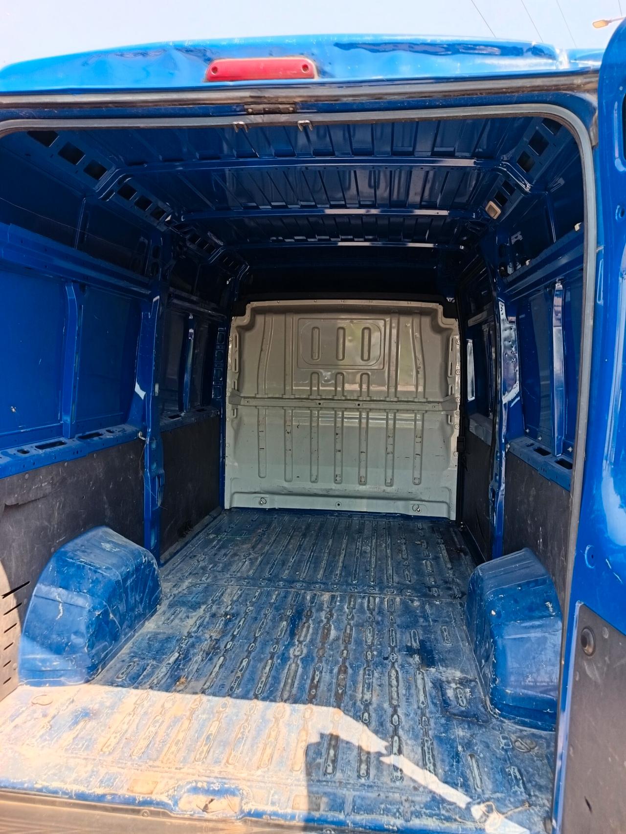 Peugeot Boxer 33 2.2 BlueHDi 140 S&S PM-TN Furgone
