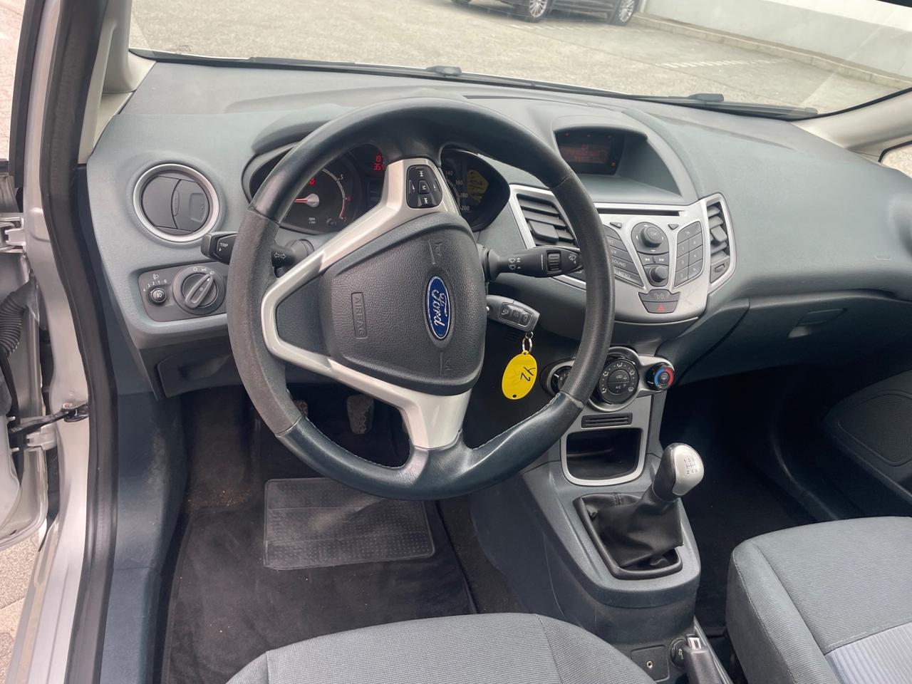 Ford Fiesta 1.2 benzina 5p. Titanium euro(5)