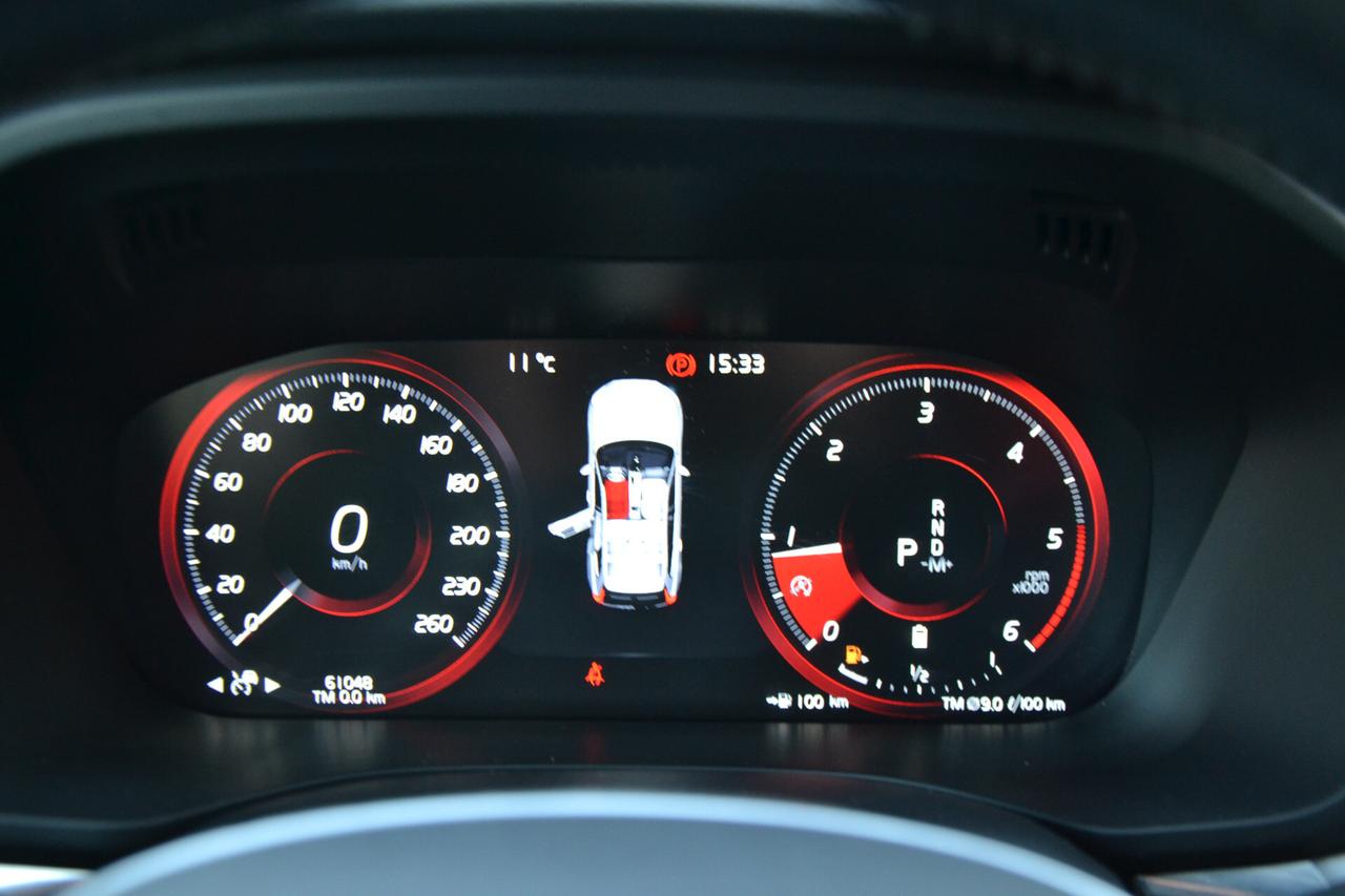 Volvo XC 60 2.0 197CV AWD HYBRID/DIESEL AUT.+FULL LED+RCAM+NAV