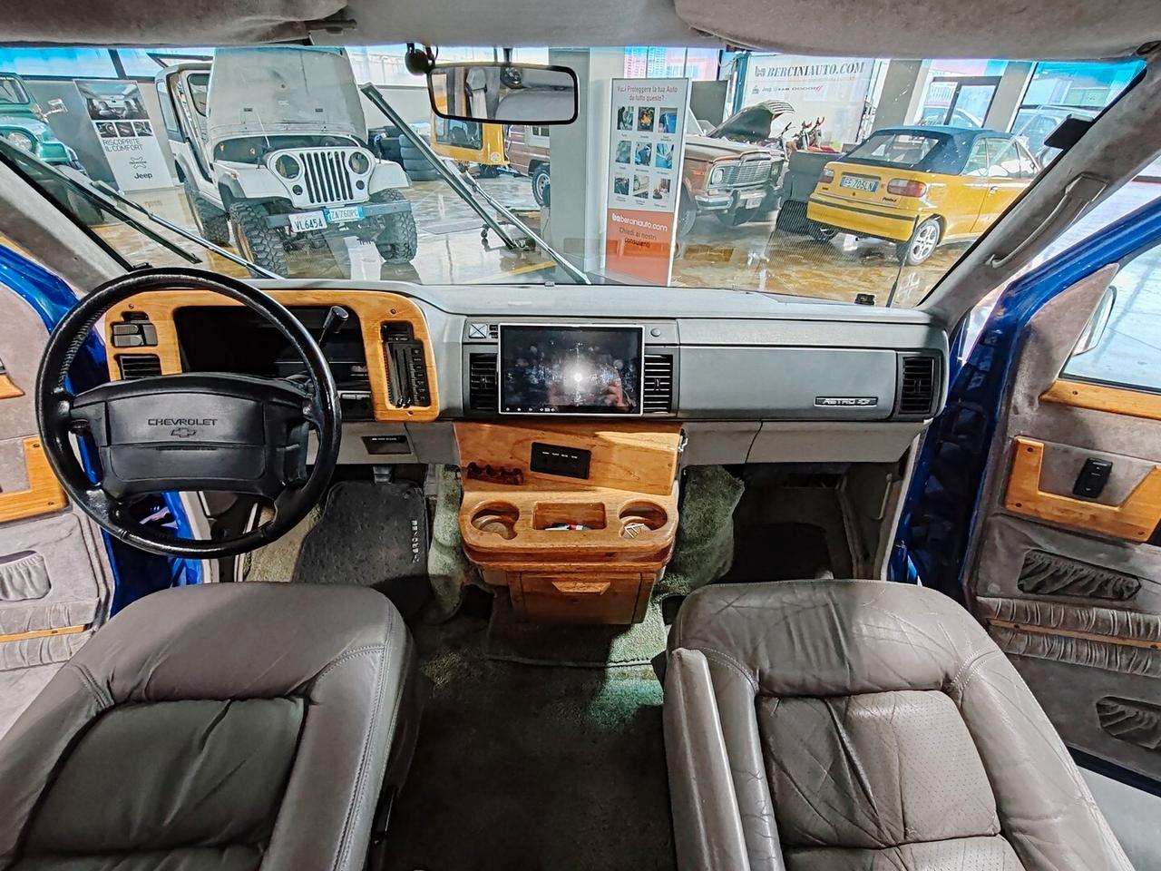 Chevrolet Astro auto per addetti del settore