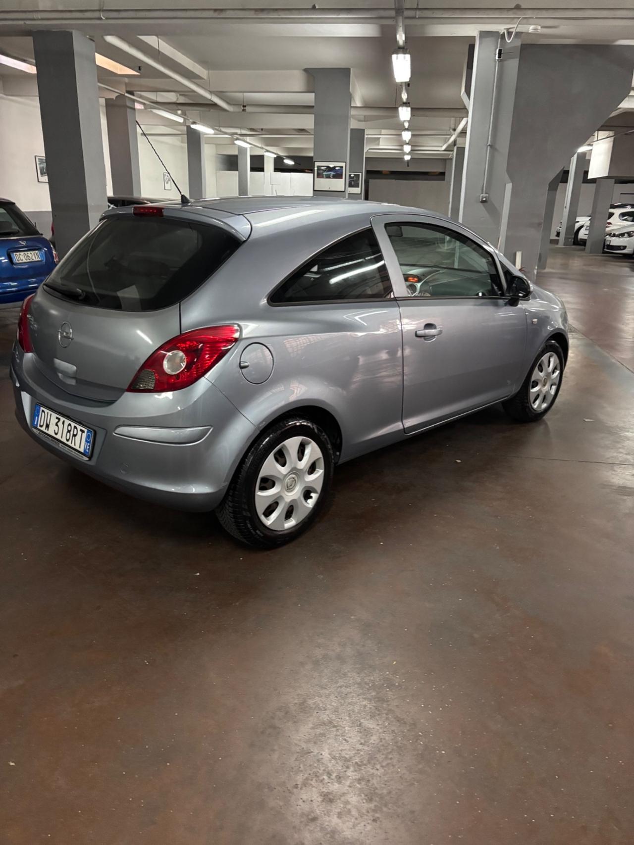 Opel Corsa 1.2 80CV 3 porte GPL-TECH Enjoy