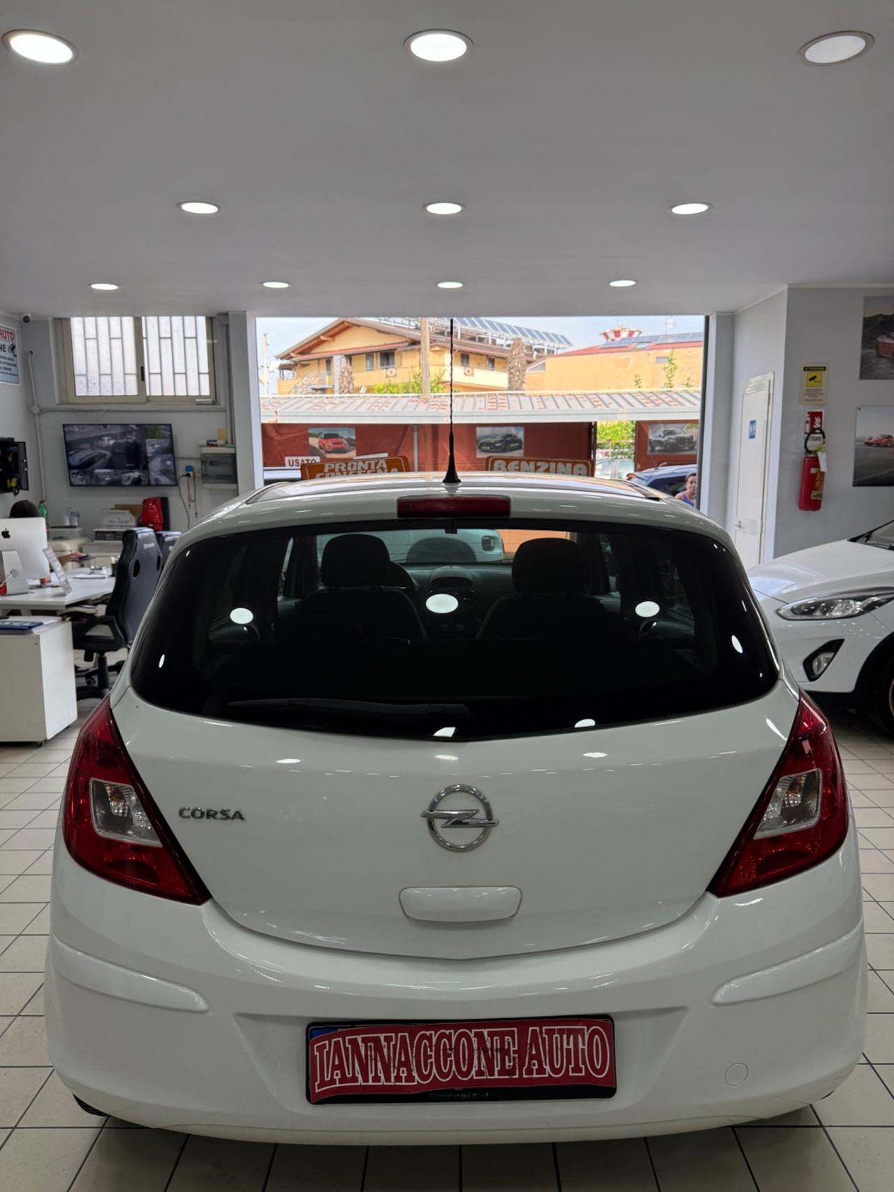 Opel Corsa 1.2 2013 110 mila km nuova