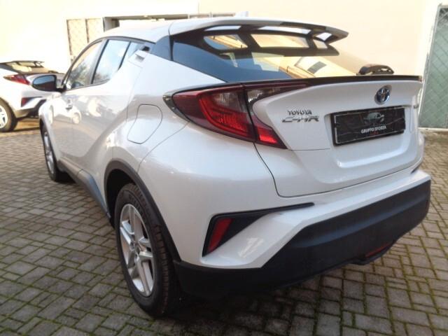 Toyota C-HR 1.8 Hybrid E-CVT Active NESSUN VINCOLO DI FINANZIAMENTO