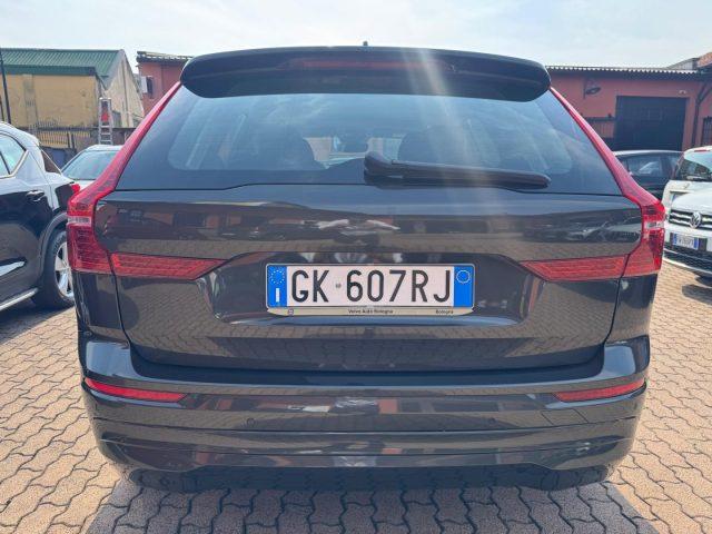 VOLVO XC60 B4 Geartronic Momentum Pro