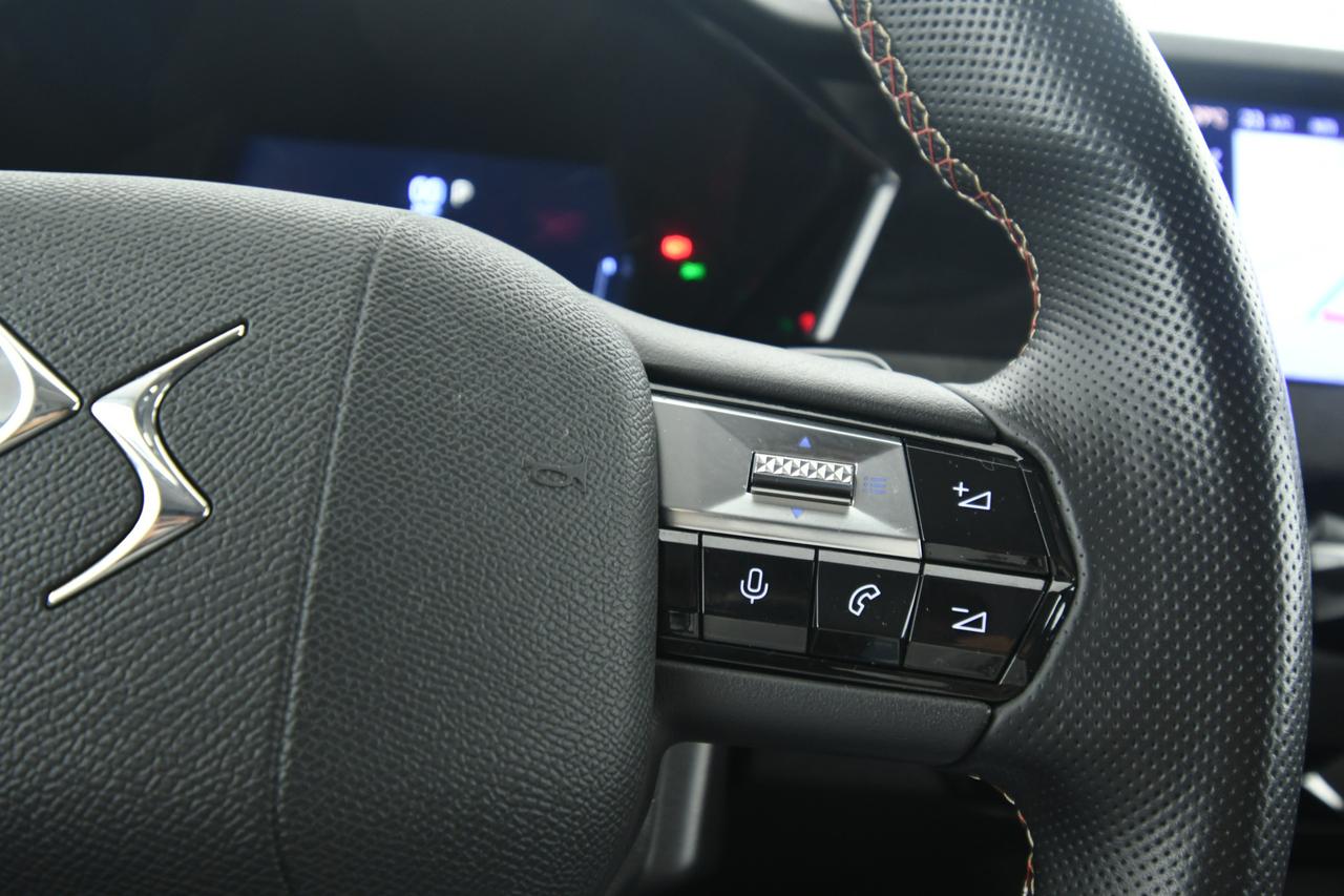 DS DS4 1.5 bluehdi Performance Line 130cv auto HEAD-UP+CAMERA+FULL LED