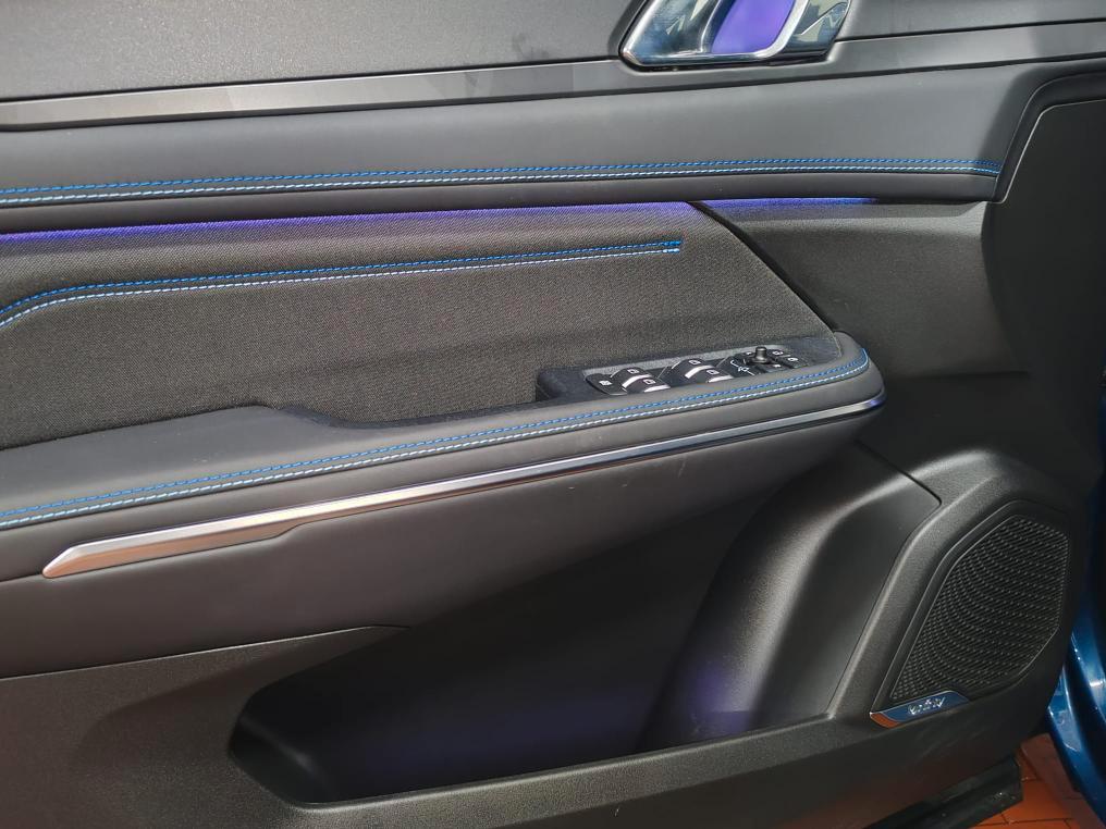 Lynk & Co 01 1.5 td phev auto