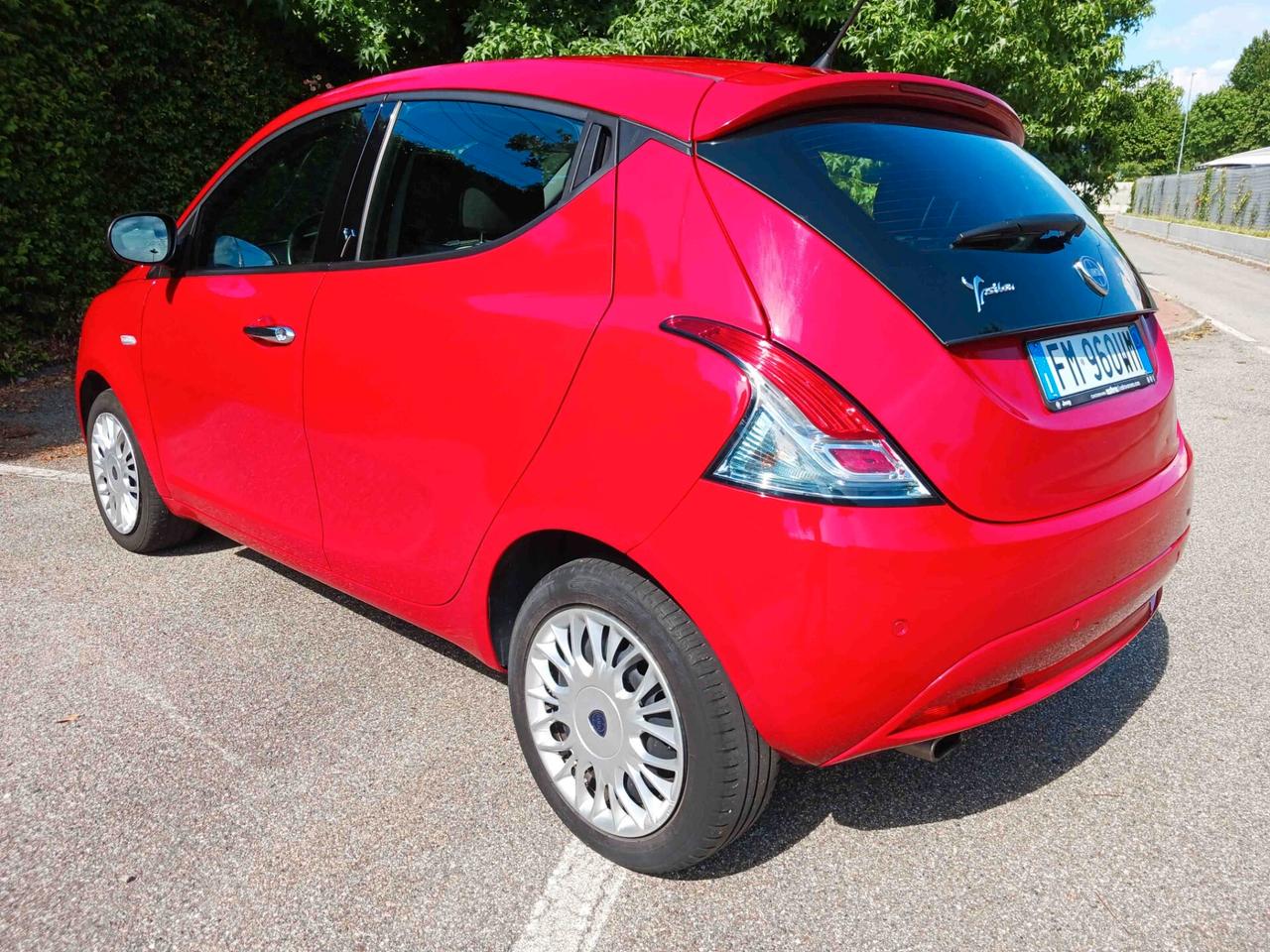 Lancia Ypsilon EURO6 - SOLO 69mila KM! PERFETTA