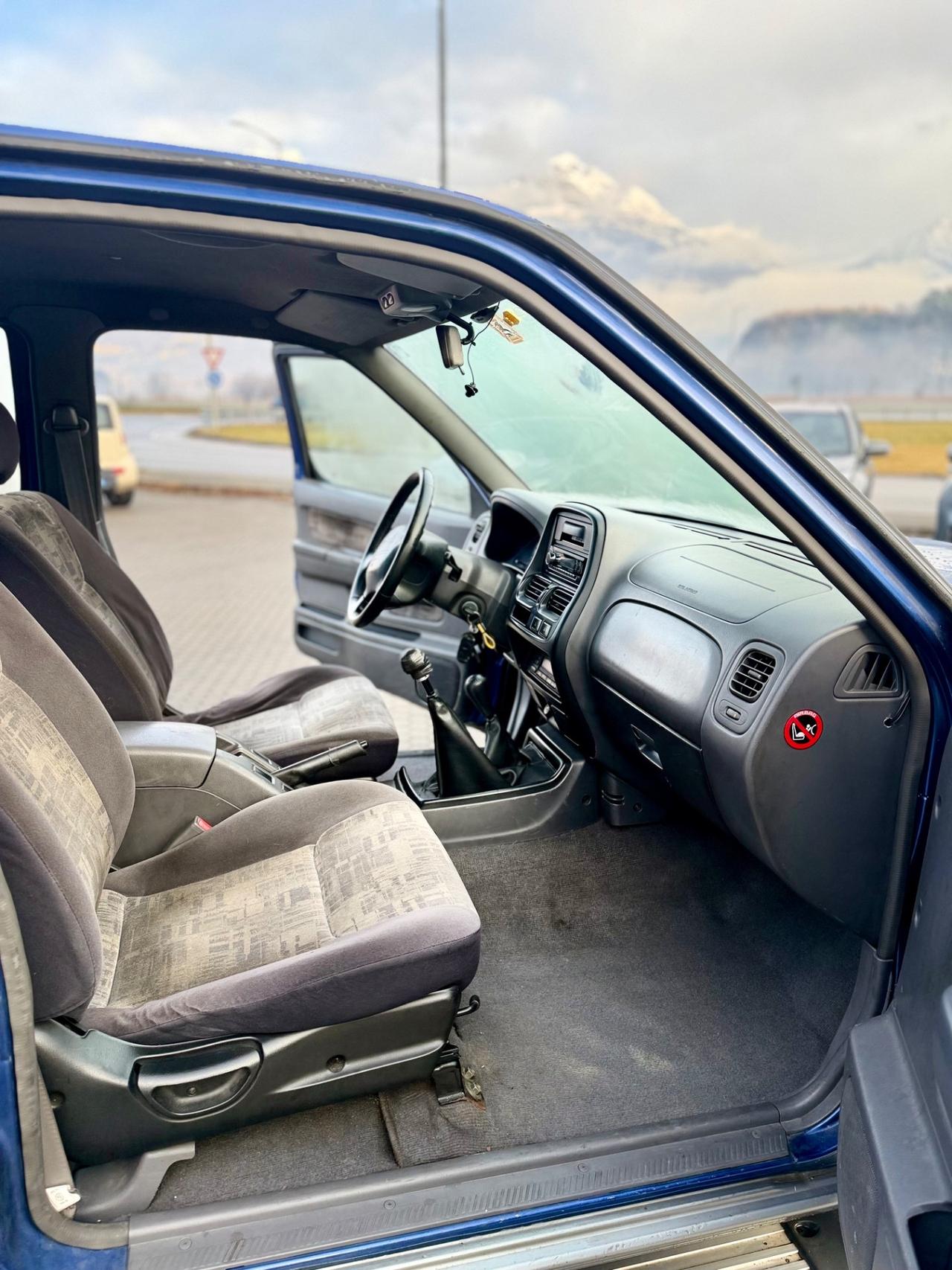 Nissan Pick Up Pick-up 2.5 TD 4 porte Double Cab Navara