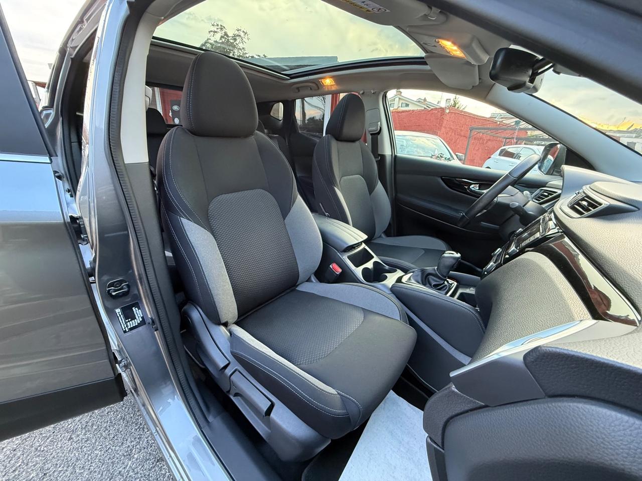Qasqhqai 1.5 dci-unipro-( 69 mila km ) -unipro-rate