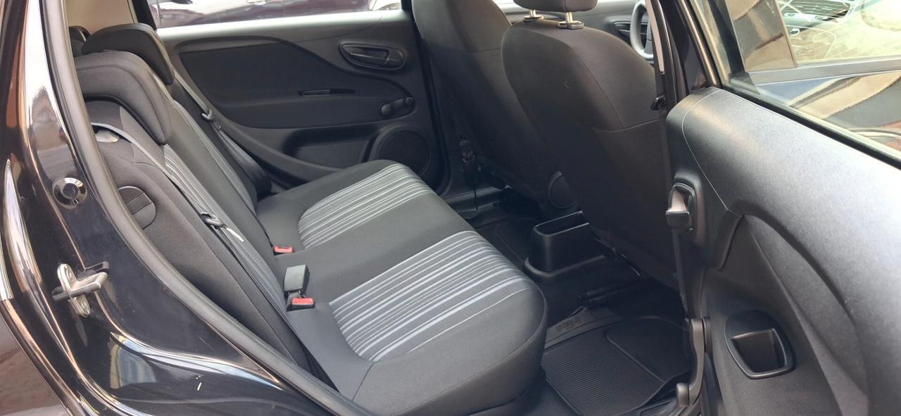 Fiat Punto EVO 1.2 Street NeopatentatiOK