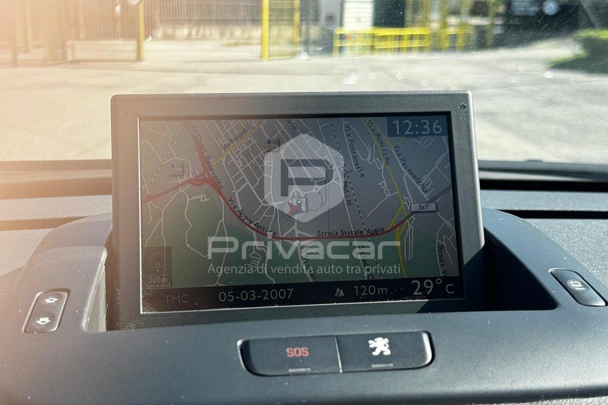 PEUGEOT 5008 2.0 HDi 163CV aut. Féline