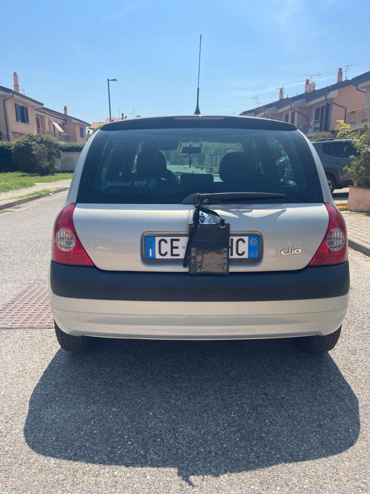 Renault Clio 1.2 16V cat 5 porte Privilège