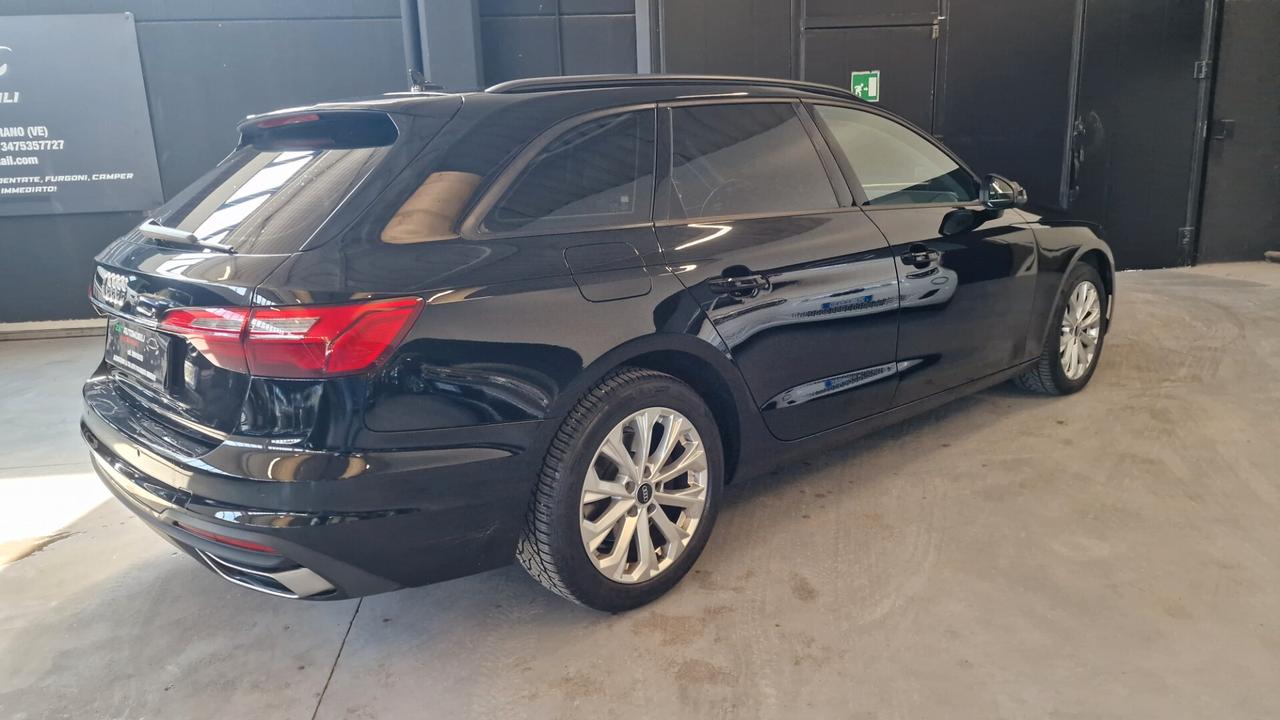 Audi A4 40 TDI S tronic Business