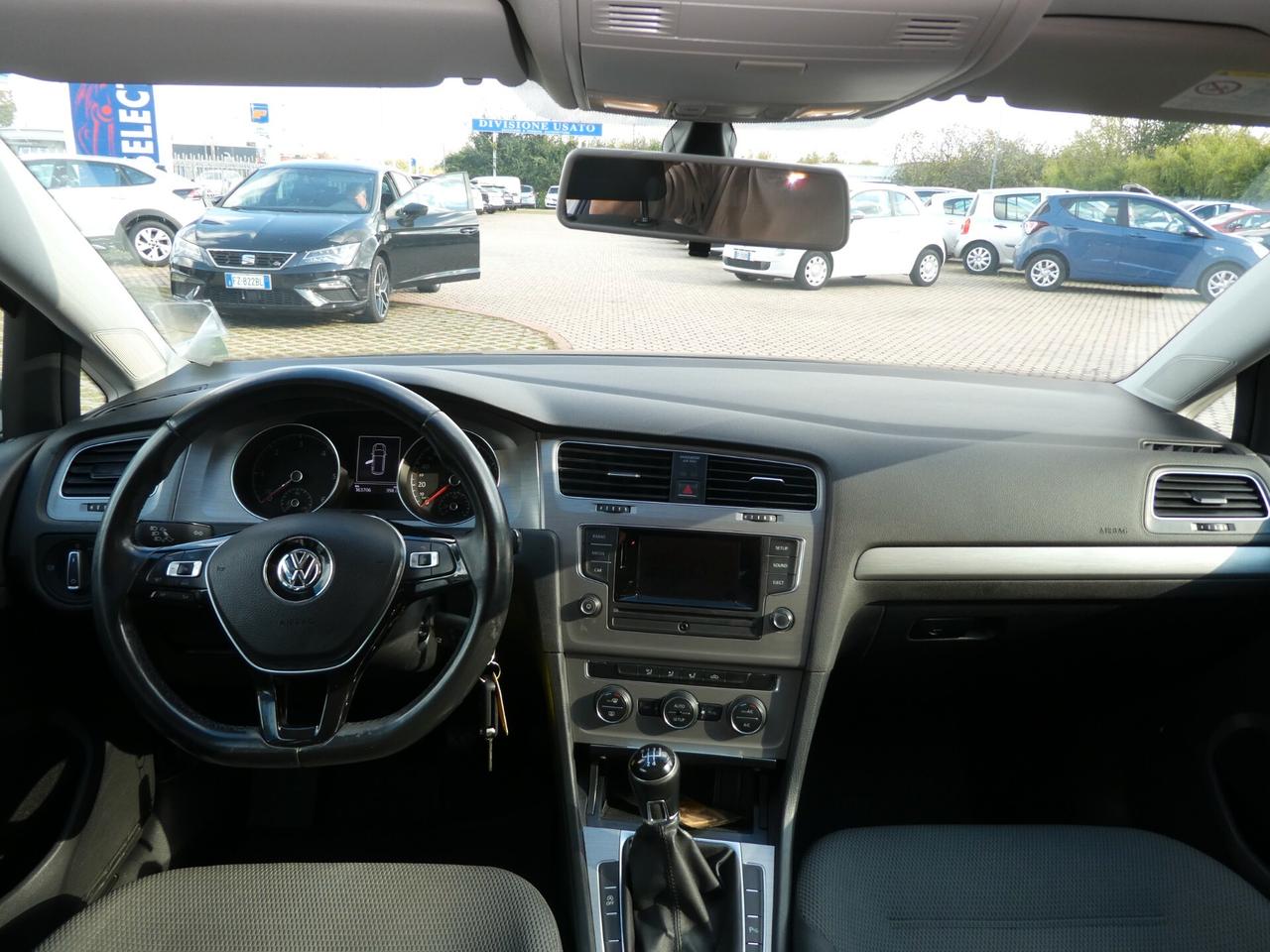 Volkswagen Golf Variant 1.6 TDI 105 CV DSG Comfortline ok neopatentati