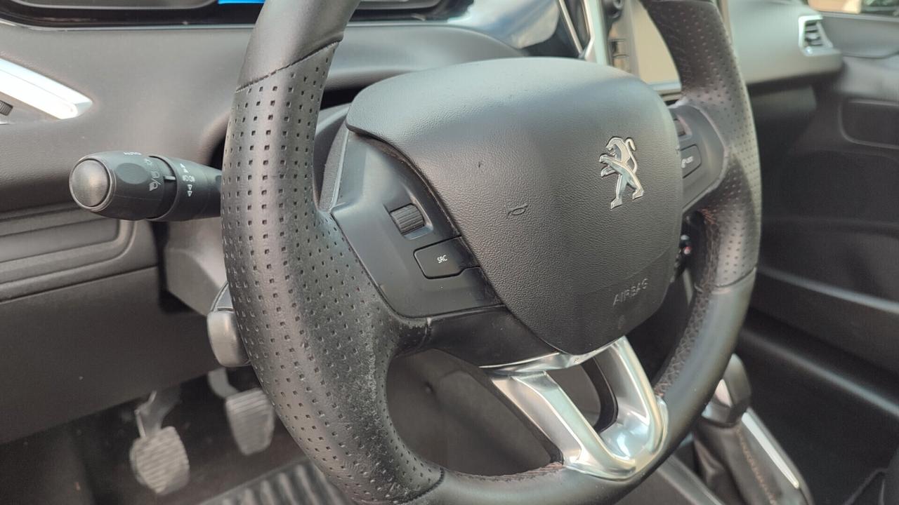 Peugeot 208 1.4 HDI TETTO PANORAMICO