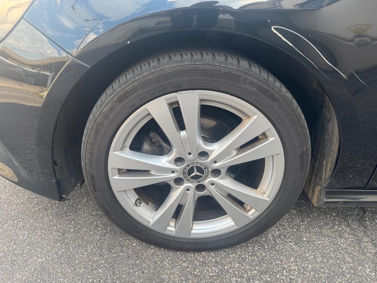 MERCEDES-BENZ A 180 d Automatic Business