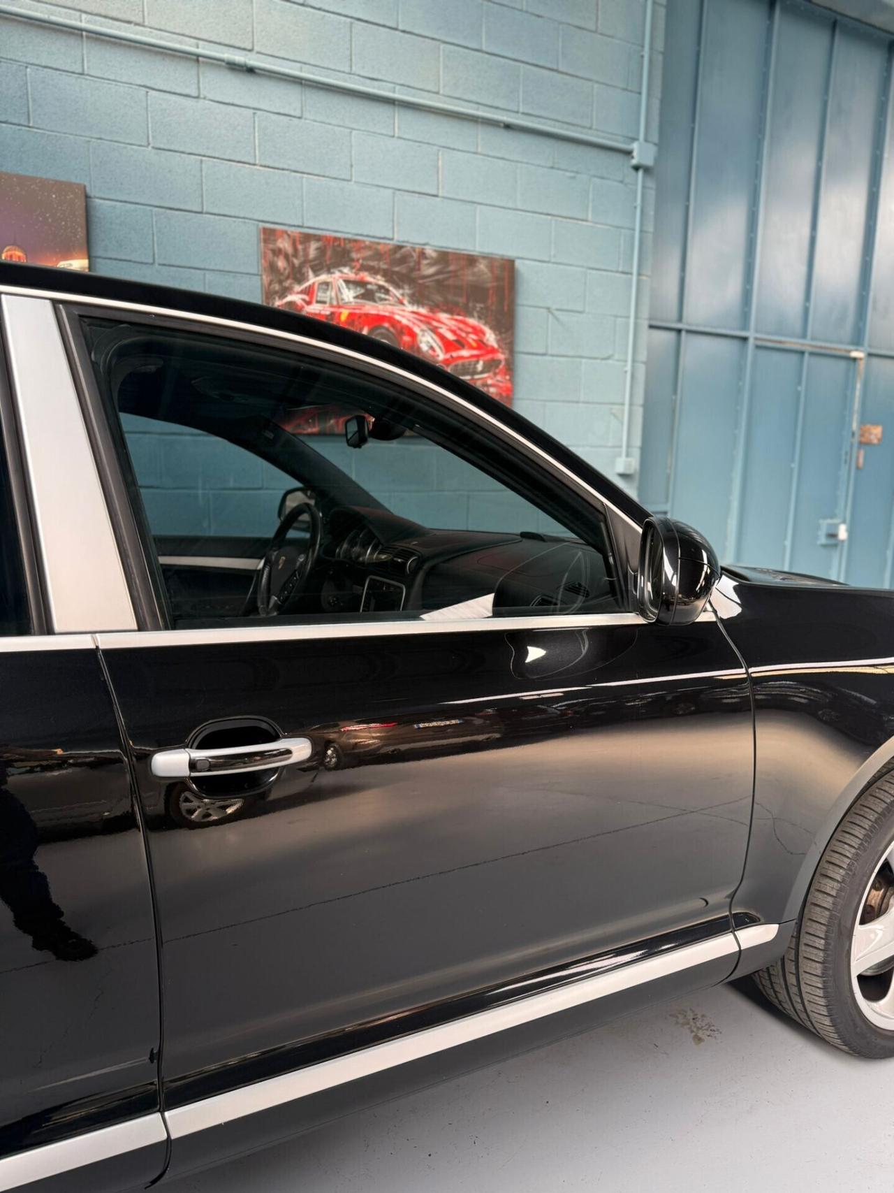 1/05 APERTI CAYENNE TURBO POWERKIT E81 A LIBRETTO WLS 500CV