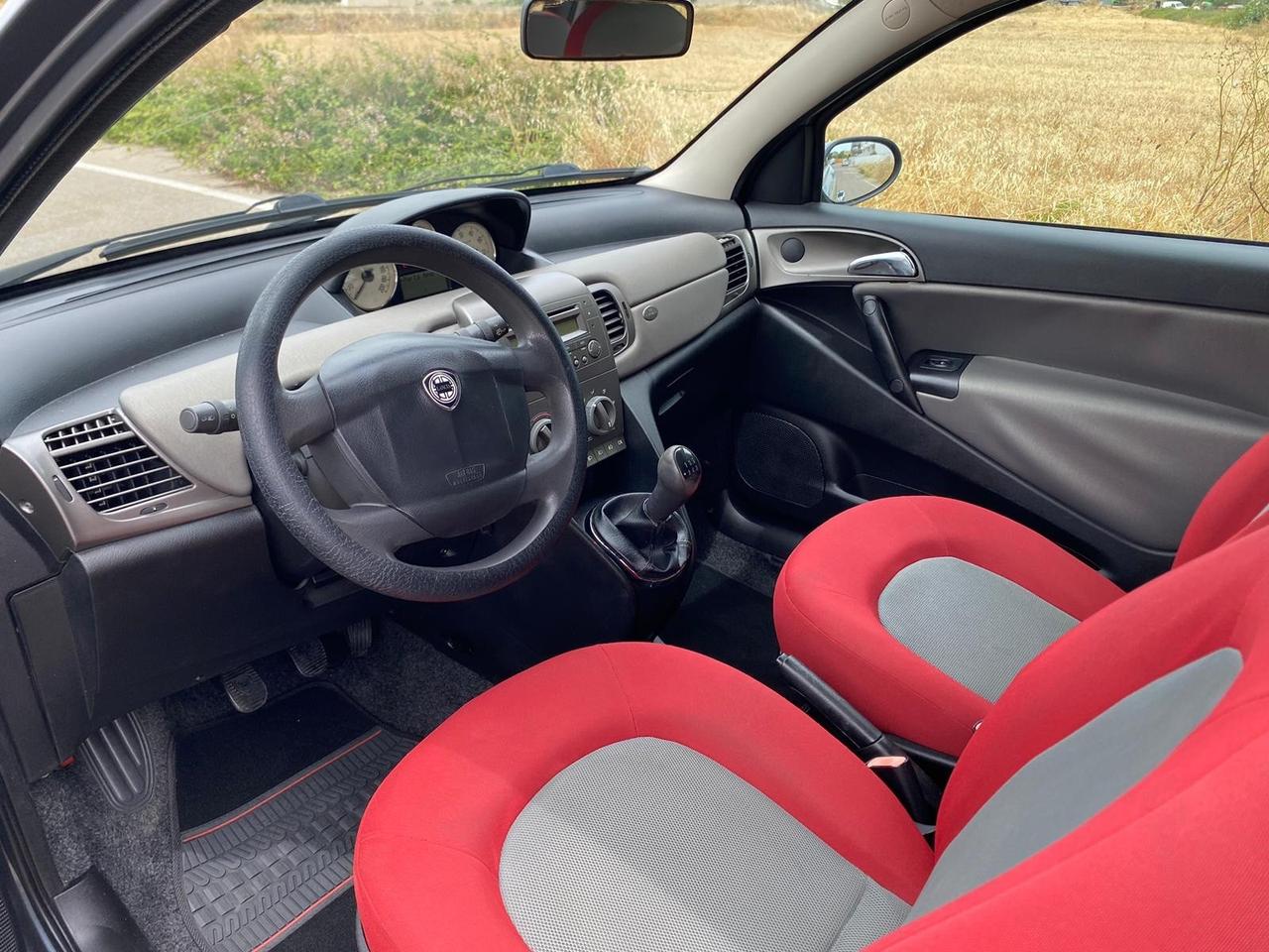 Lancia Ypsilon 1.3 Multijet 16V Argento