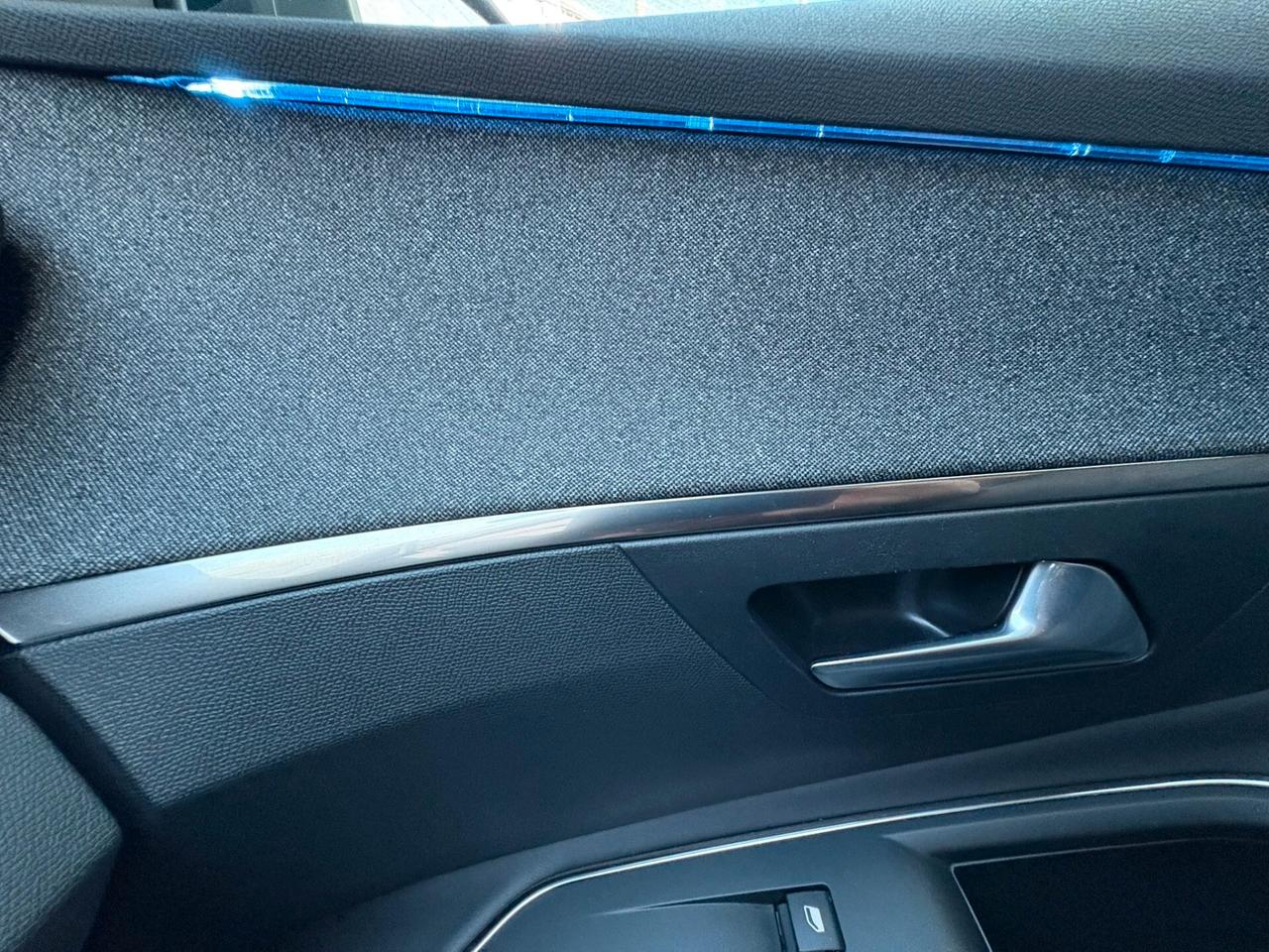 Peugeot 3008 BlueHDi 130 S&S Allure Pack