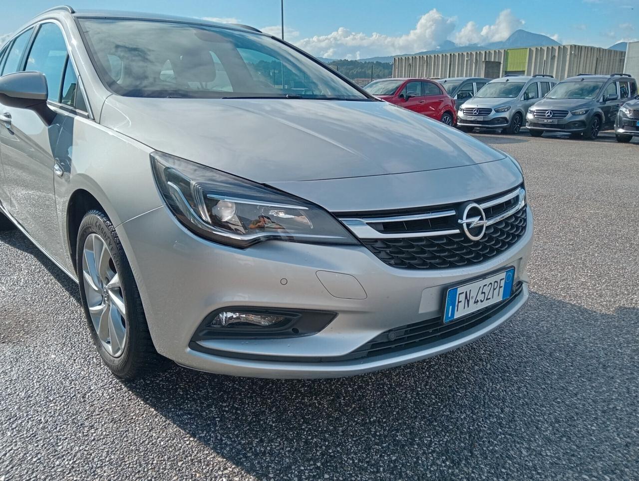 Opel Astra 1.6 CDTi 110CV Sports Tourer Business