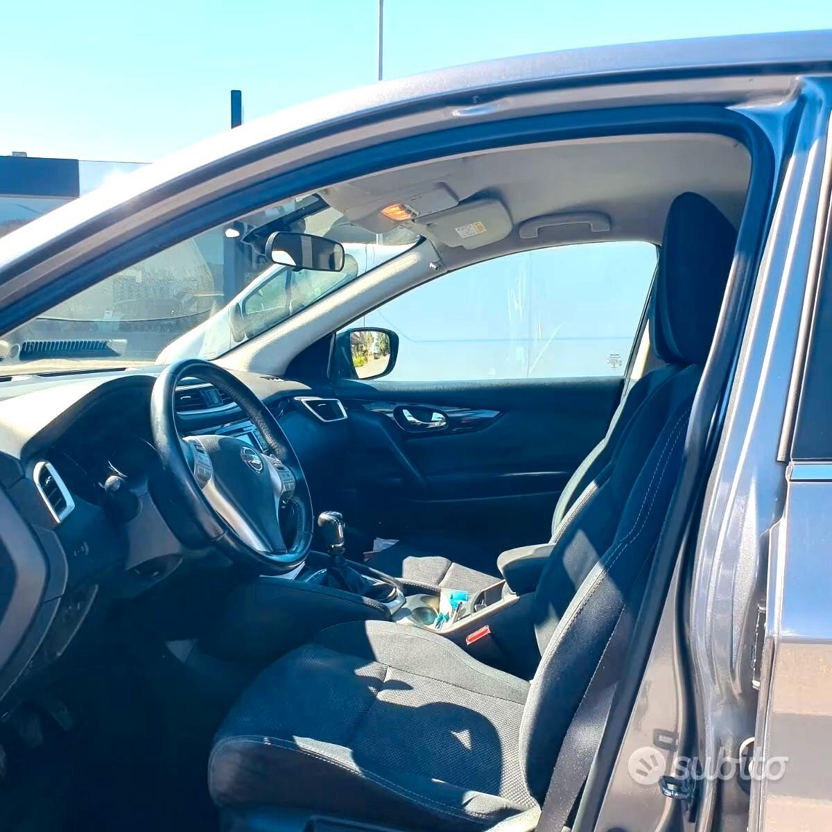 Nissan Qashqai 1,5 dCi-UNICO PROPR-NAVI-TELEC-4 REVISIONI