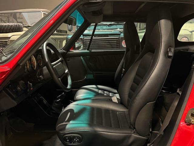 PORSCHE 911 Carrera 3.2 Cabriole