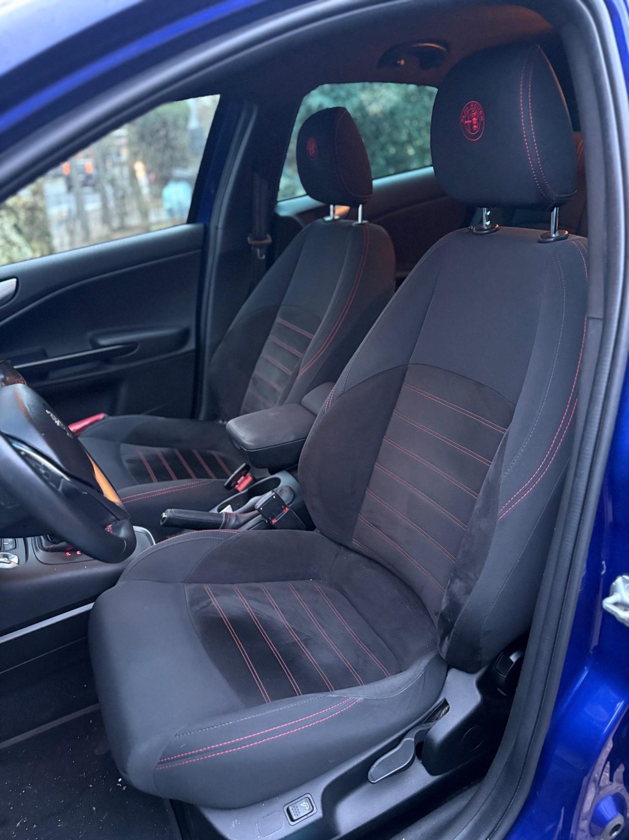 Alfa Romeo Giulietta 1.6 JTDm TCT 120 CV Sportiva Carbon