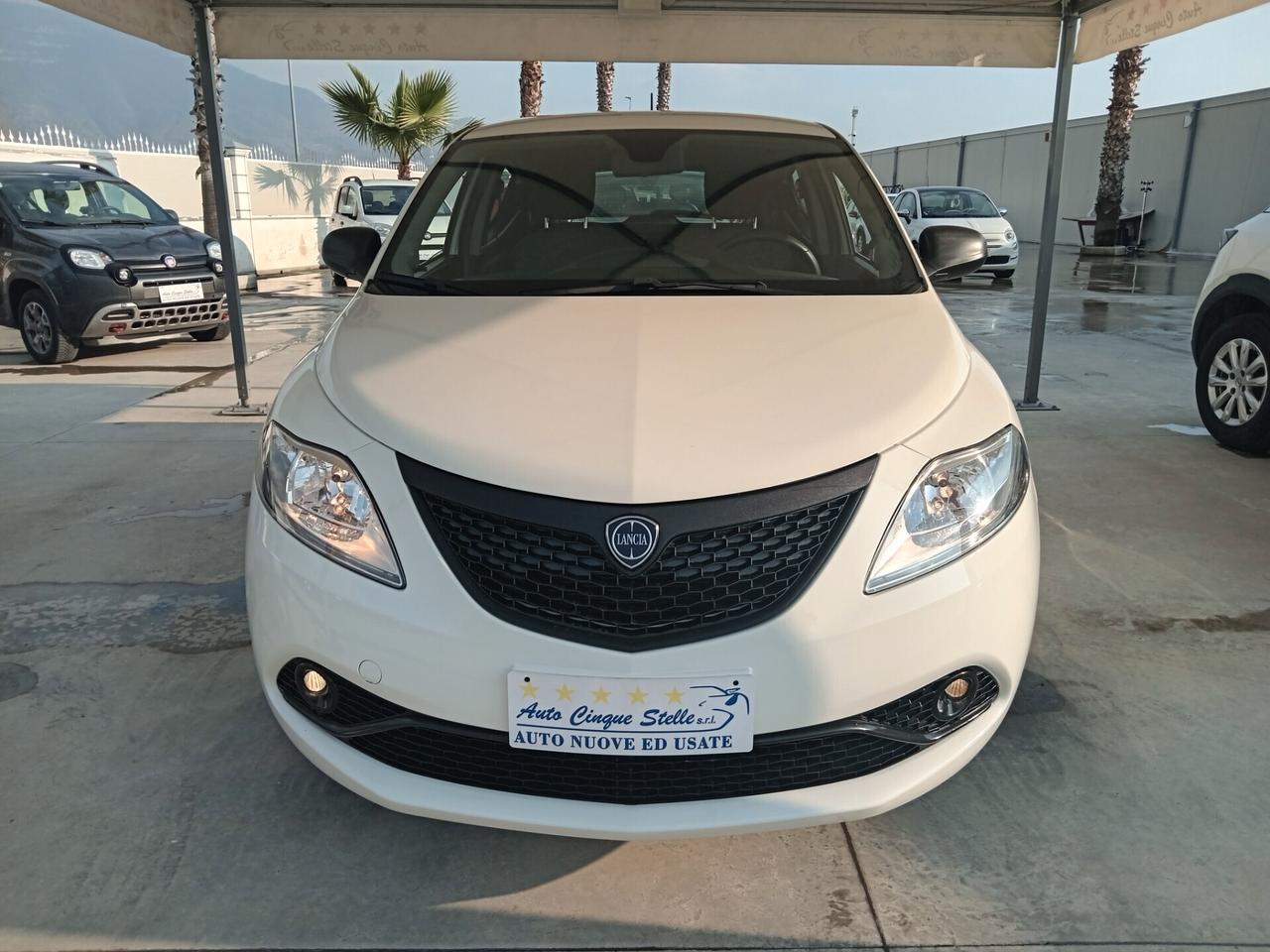 Ypsilon 1.2 C.V 69 PER NEO PATENTATI COME NUOVA