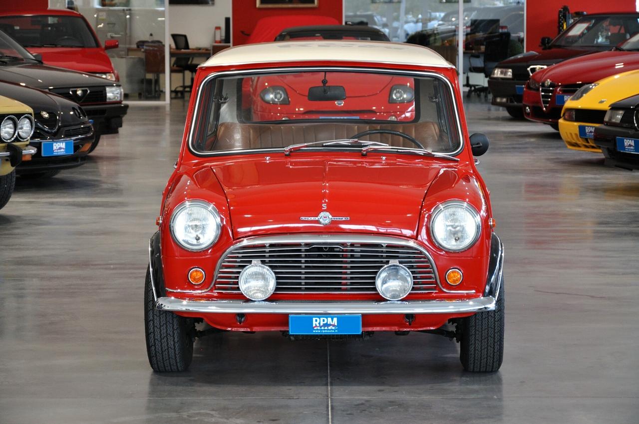 Innocenti Mini replica Morris Cooper S 1275