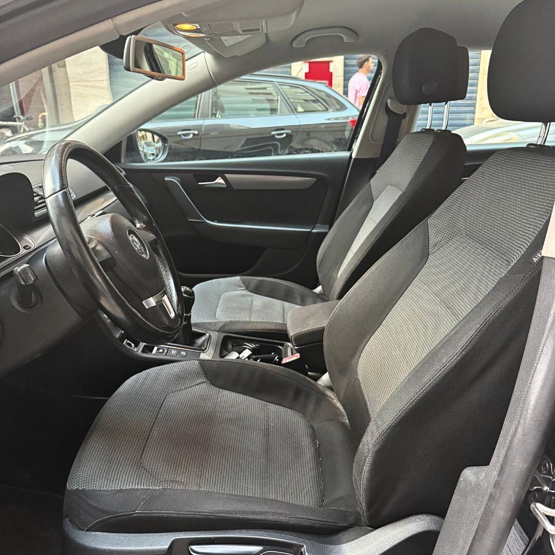 Volkswagen Passat Variant 1.6 TDI 2012