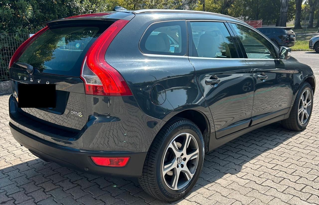 Volvo XC 60 XC60 D5 AWD Kinetic