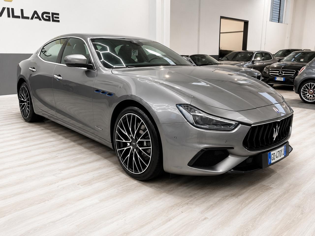 Maserati Ghibli L4 330 CV MHEV Gransport