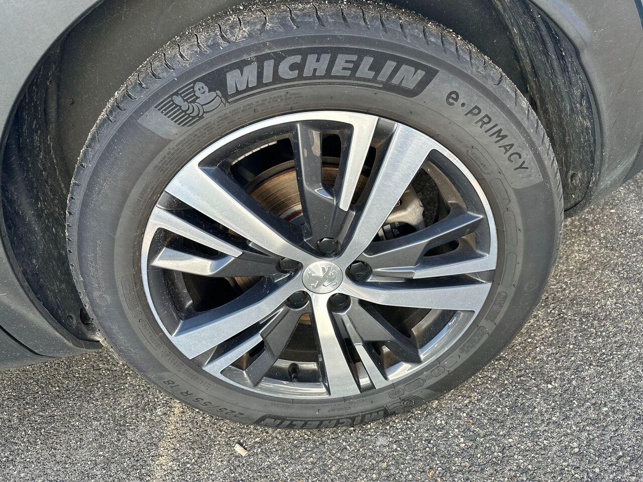 PEUGEOT 3008 II 2021 - 3008 1.2 puretech t Allure Pack s&s 130cv