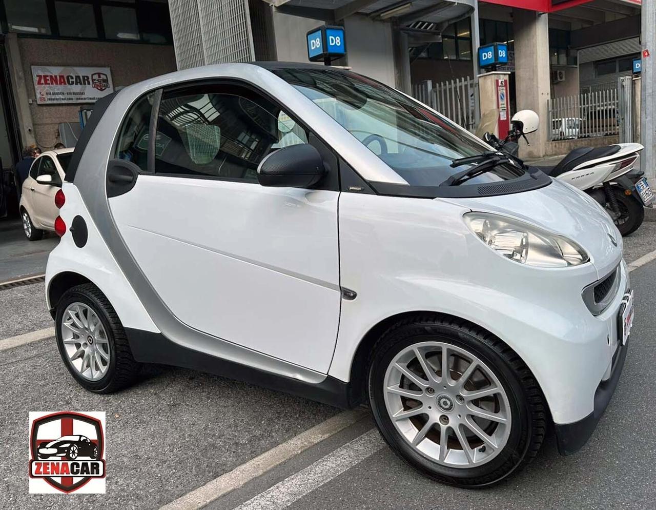 Smart ForTwo 1000 52 kW MHD coupé passion MECCANICA COMPLETAMENTE RIFATTA Android e Apple Car