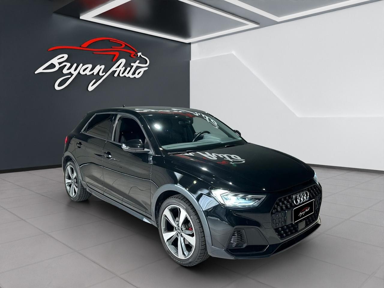 Audi A1 citycarver 1.5 35 TFSI S tronic Identity Contrast