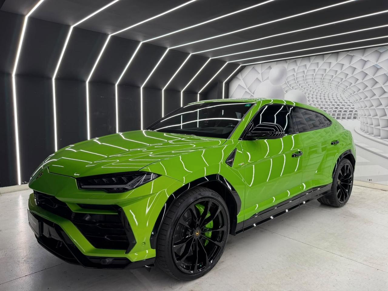Lamborghini Urus 4.0 IPER FULL-POSSIBILE EFFETTUARE RENT TO BUY-KM CERTIFICATI-12 MESI GARANZIA-PERMUTE