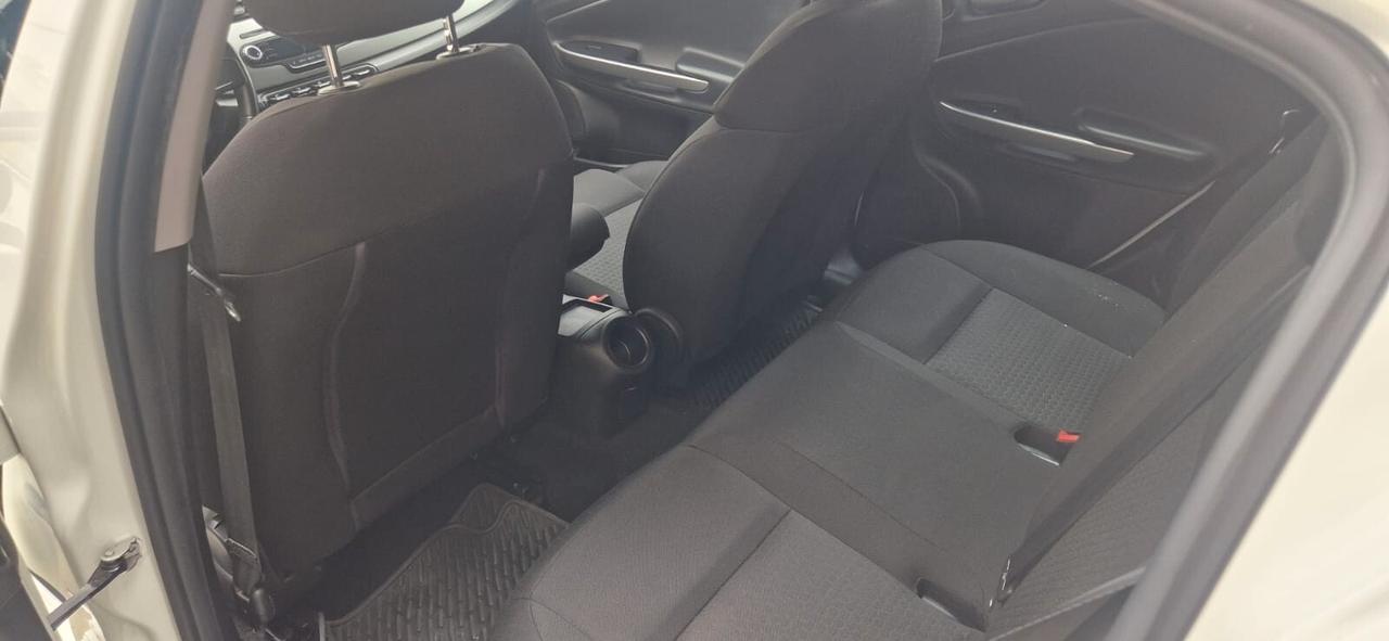 Alfa Romeo Giulietta 1.6 JTDm-2 105 CV Progression