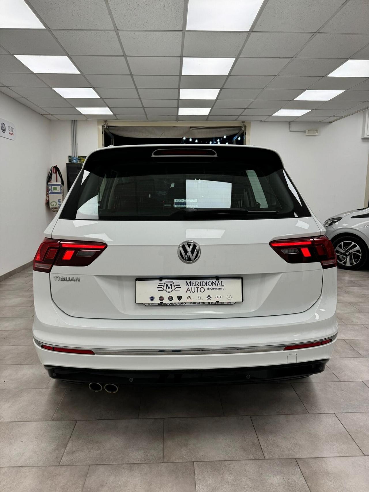 Volkswagen Tiguan 1.6 TDI SCR R-LINE ITALIANA